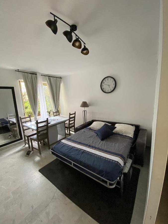 Magniolias - Residence Calme Avec Piscine, Tennis & Jardin Антиб Экстерьер фото